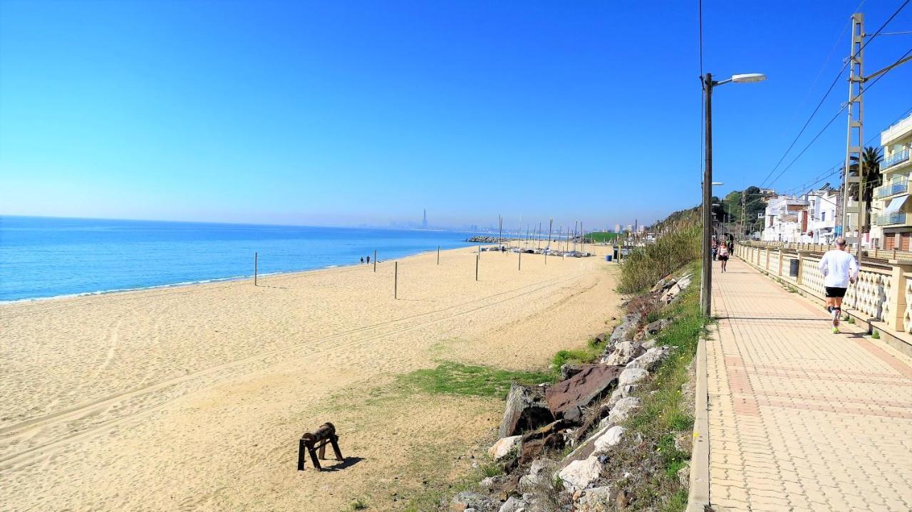 LIANA SEAVIEW & BEACH - apartment Montgat Zewnętrze zdjęcie